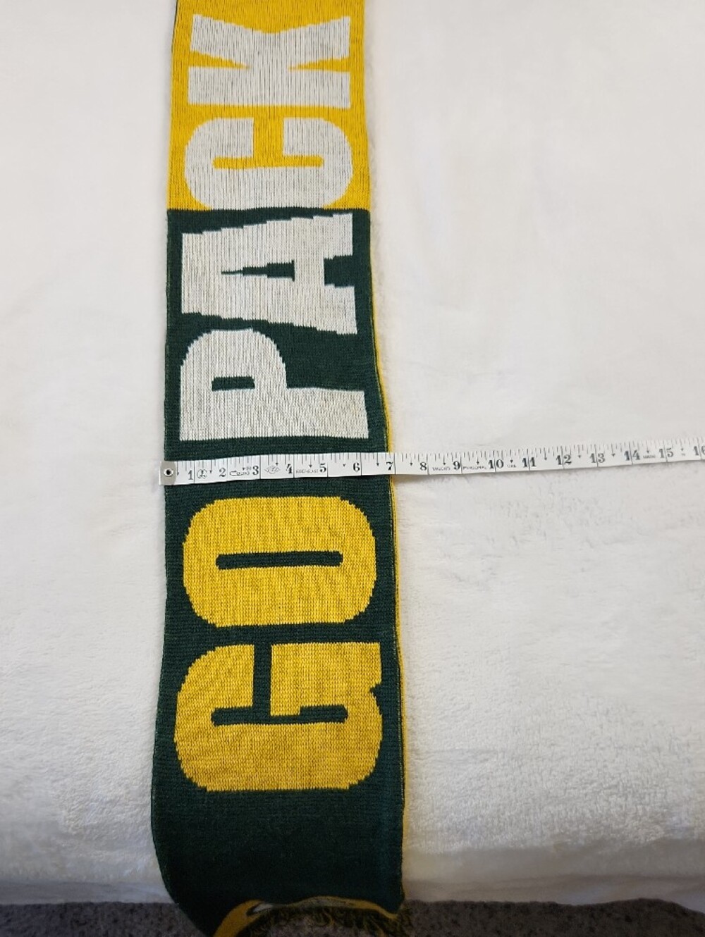 Green Bay Packers Winter Scarf Reversable That Says "Go Pack Go" With The G Logo - Picture 4 of 10